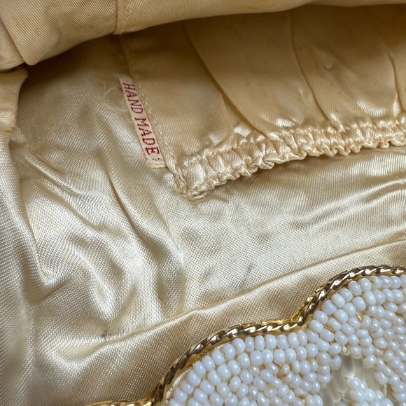 Vintage White Beaded Evening Bag Ivory Seed Bead Leaf Pattern Purse - Picture 4 of 7